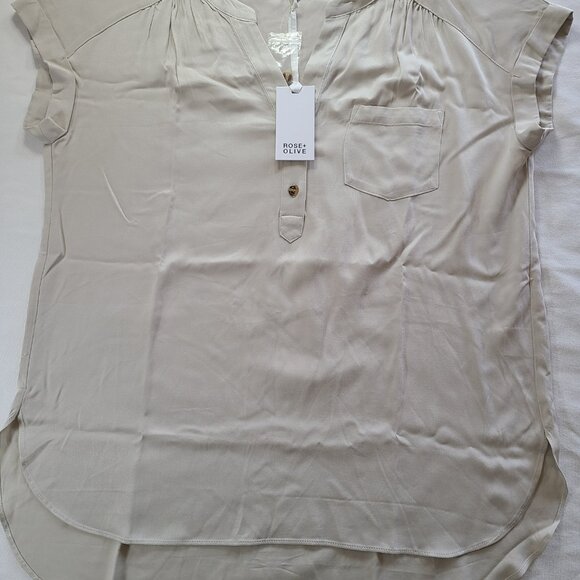 NWT Rose + Olive Cream Blouse L Cap Sleeve High-Low Lightweight Rayon Top - Picture 1 of 6